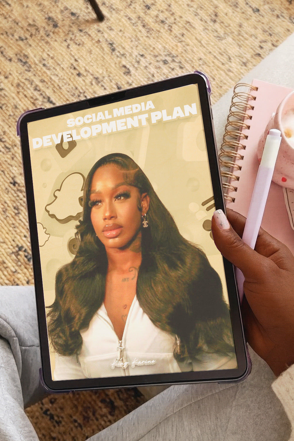 THE SOCIAL MEDIA DEVELOPMENT PLAN - Ebook.